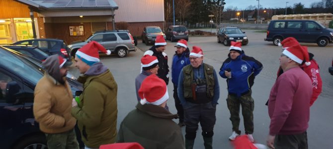 Weihnachtsangeln zum Jahresausklang Weihnachtsangeln zum Jahresausklang